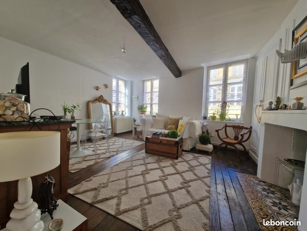 Appartement à louer, 83m², Sedan