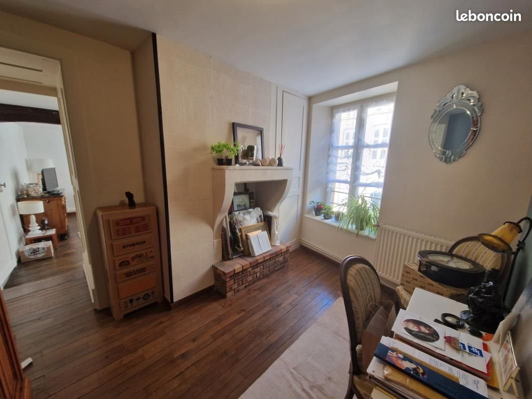 Appartement à louer, 83m², Sedan