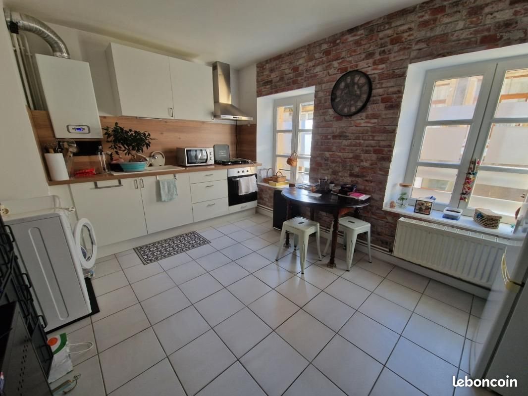 Appartement à louer, 83m², Sedan