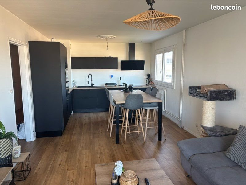 Appartement à vendre, 68m², Saint-Etienne