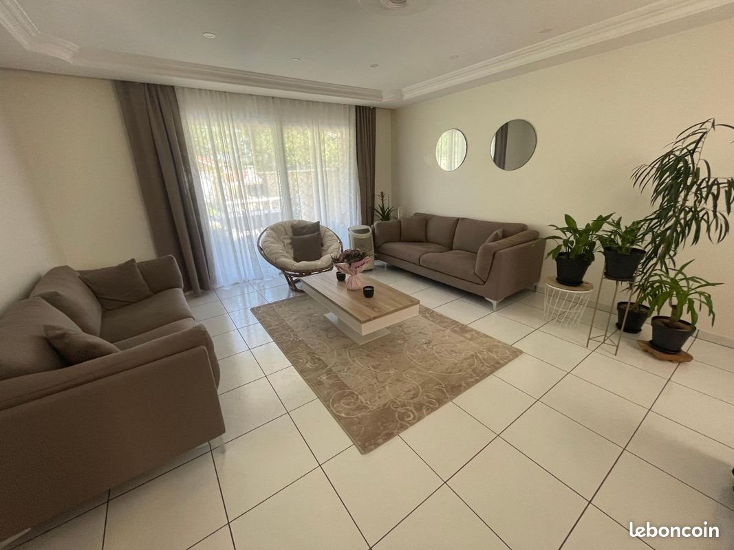 Maison à louer, 113m², Charnay-lès-Mâcon