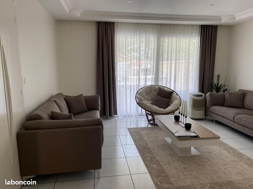 Maison à louer, 113m², Charnay-lès-Mâcon