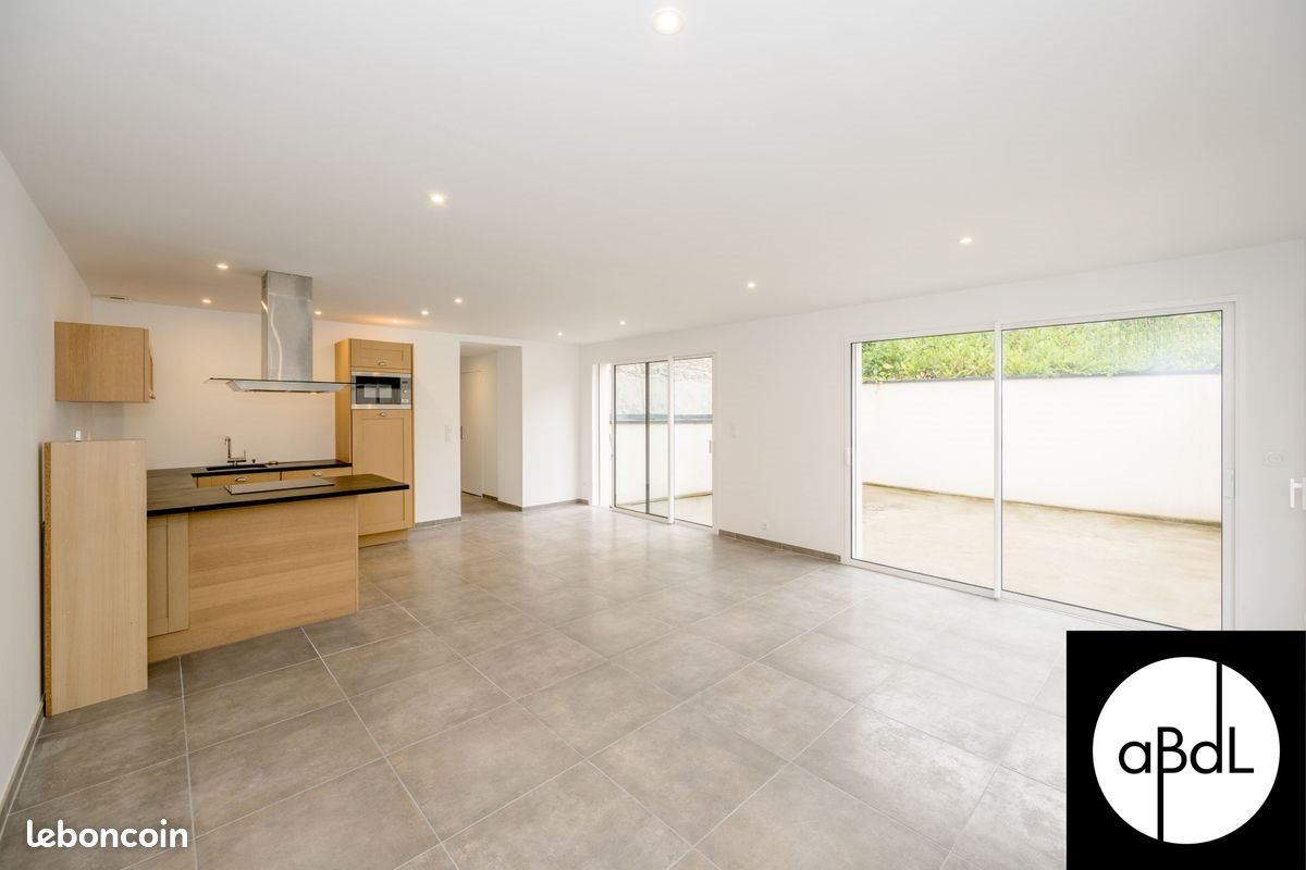 Maison à louer, 84m², Hillion