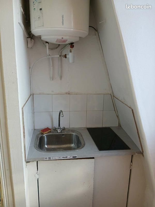 Appartement à louer, 9m², Paris 18ème