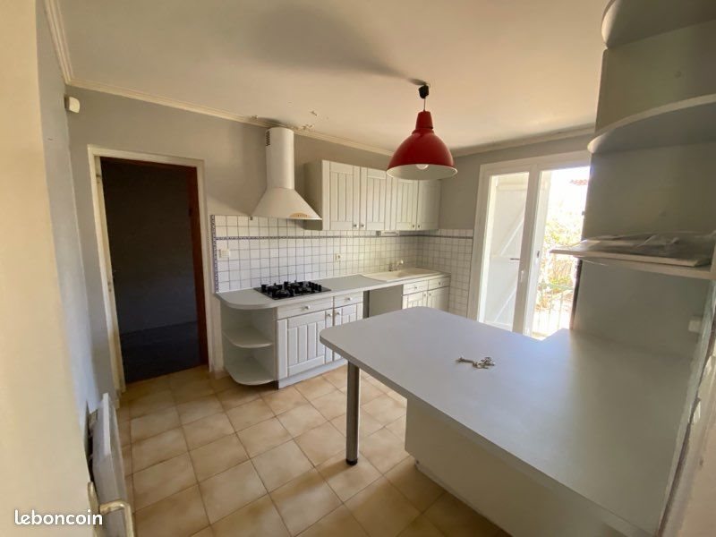 Maison à louer, 85m², Maureilhan