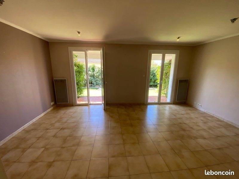 Maison à louer, 85m², Maureilhan