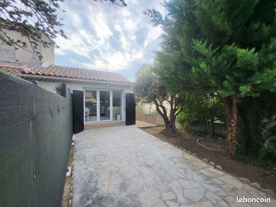 Appartement à louer, 18m², Marignane