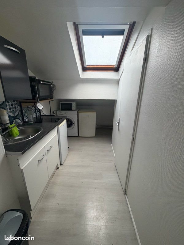 Appartement à louer, 25m², Saint-Max
