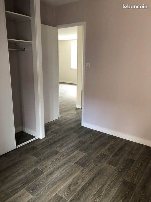 Appartement à louer, 55m², Vorey