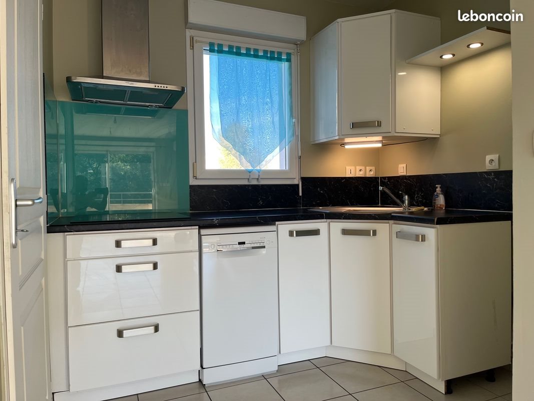 Appartement à vendre, 66m², Saint-Paul-Trois-Châteaux