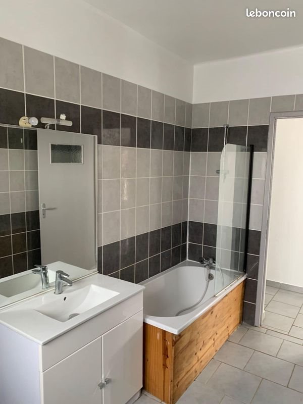 Maison à louer, 95m², Sérignan