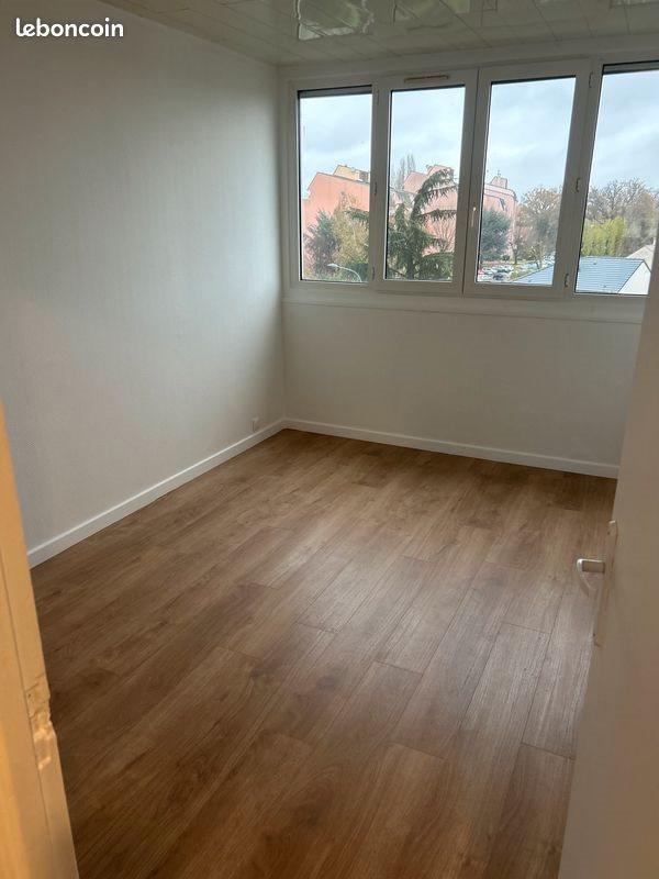 Appartement à louer, 70m², Sainte-Geneviève-des-Bois