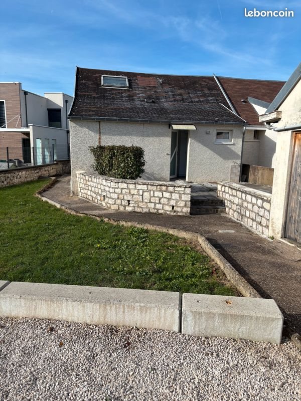 Maison à louer, 69m², Dole