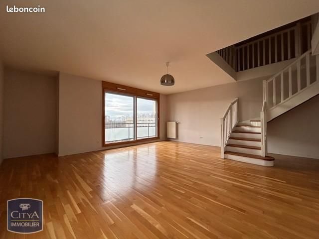 Appartement à louer, 159m², Lyon 1er