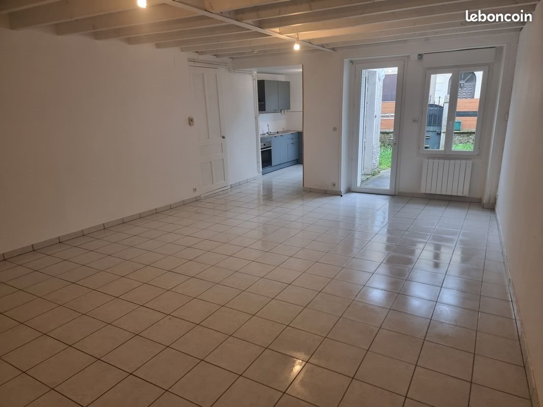 Maison à louer, 100m², Sainte-Christine
