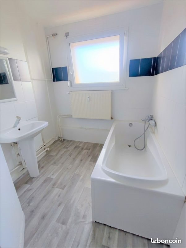 Appartement à louer, 70m², Hombourg-Haut