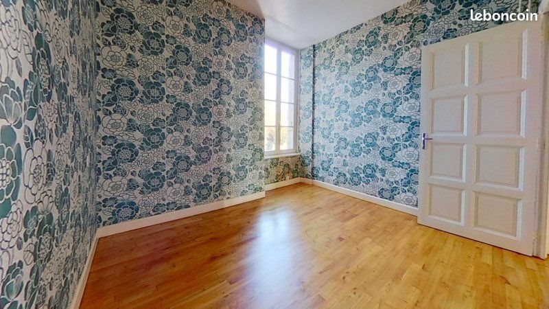 Appartement à louer, 70m², Chaussenac