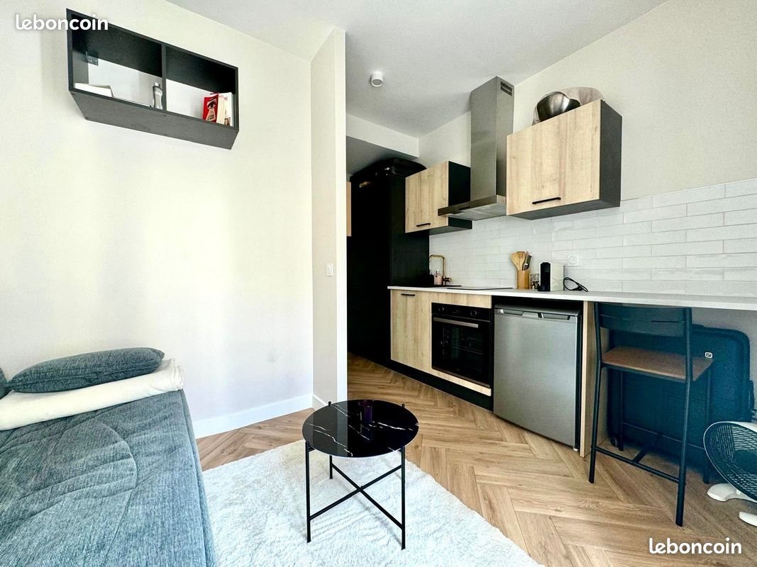 Appartement à louer, 14m², Paris 17ème