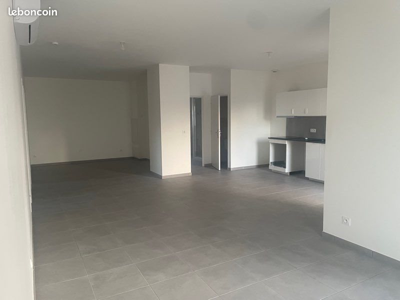 Appartement à louer, 110m², Salaise-sur-Sanne
