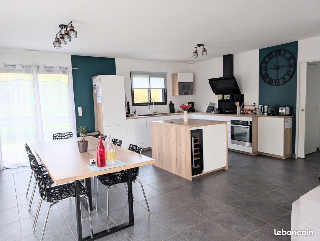 Maison à vendre, 96m², Ussac