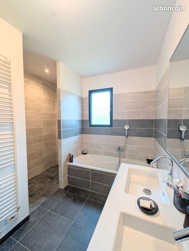 Maison à vendre, 96m², Ussac