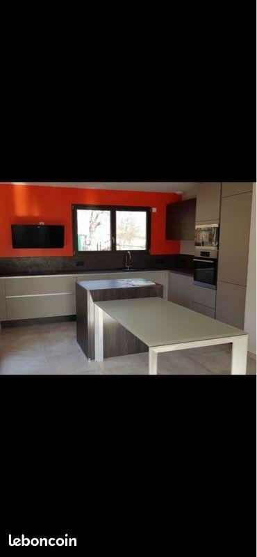 Maison à louer, 160m², Toussieu