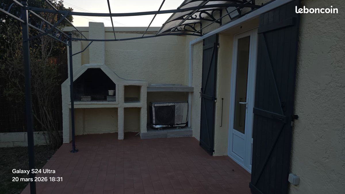 Maison à louer, 54m², Saint-Geniès-de-Comolas