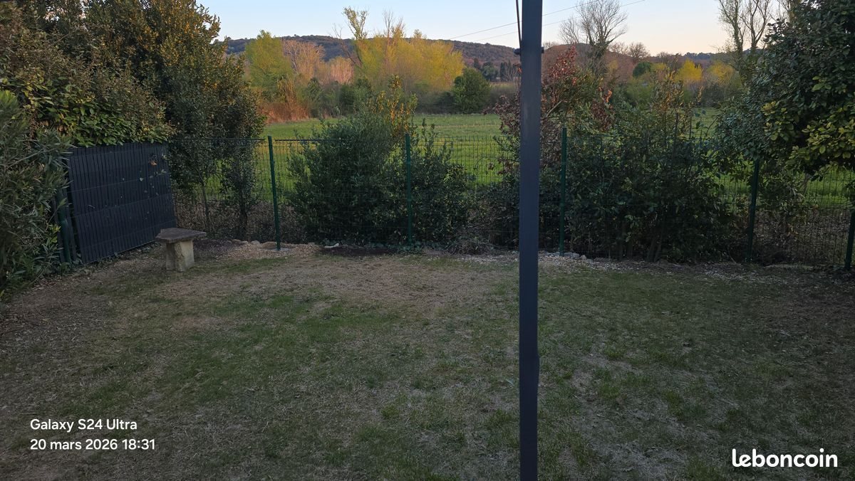 Maison à louer, 54m², Saint-Geniès-de-Comolas