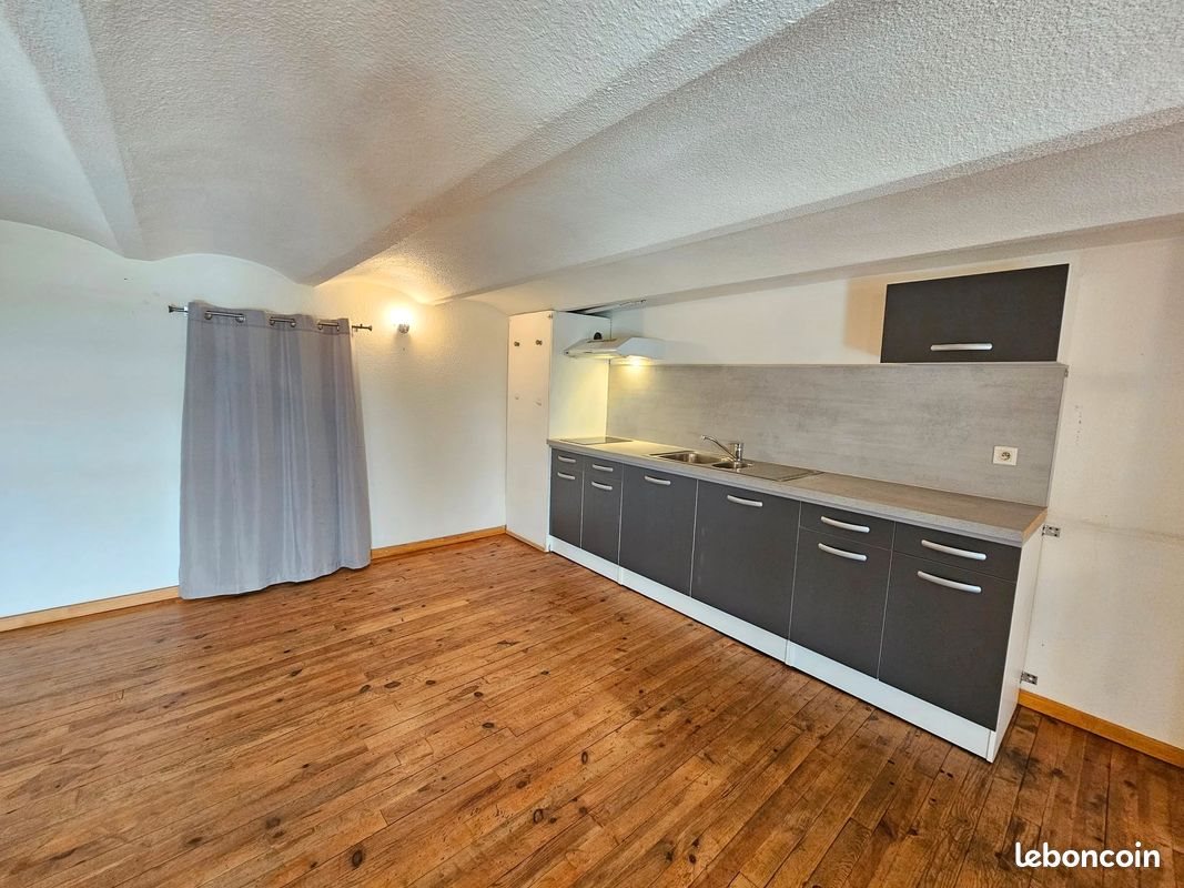 Appartement à louer, 57m², Privas