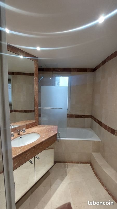 Appartement à louer, 48m², Paris 14ème