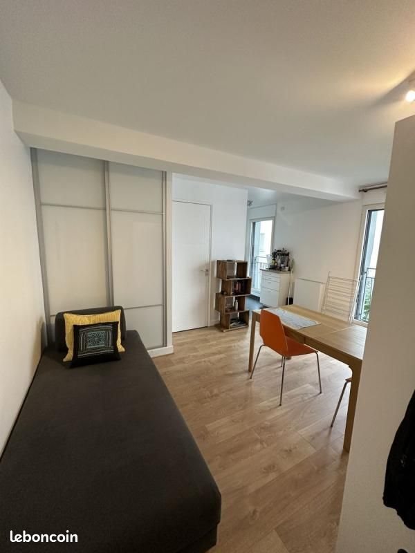 Appartement à louer, 32m², Paris 18ème