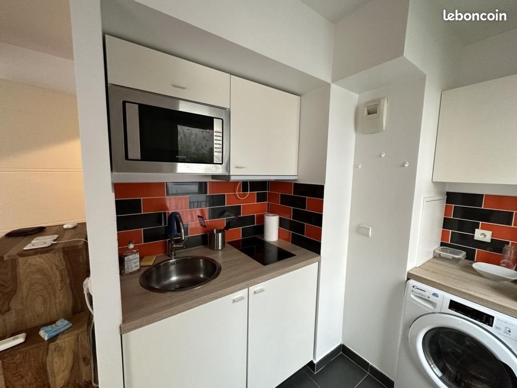 Appartement à louer, 32m², Paris 18ème