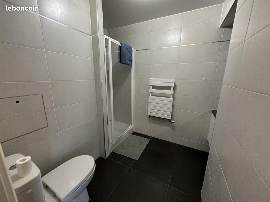 Appartement à louer, 32m², Paris 18ème