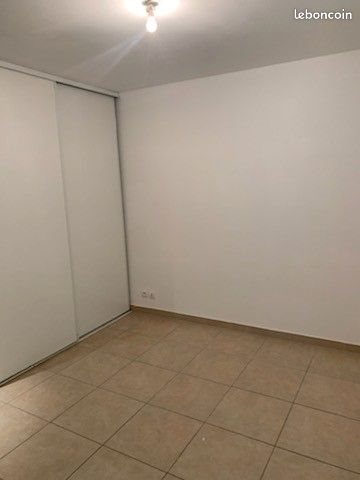 Appartement à louer, 29m², Nîmes