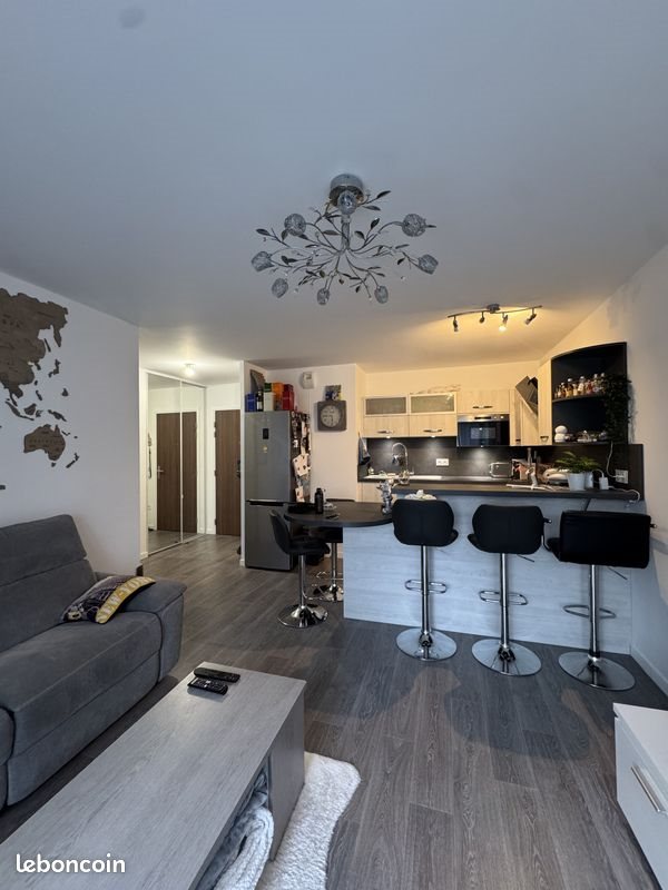 Appartement à louer, 58m², Charny