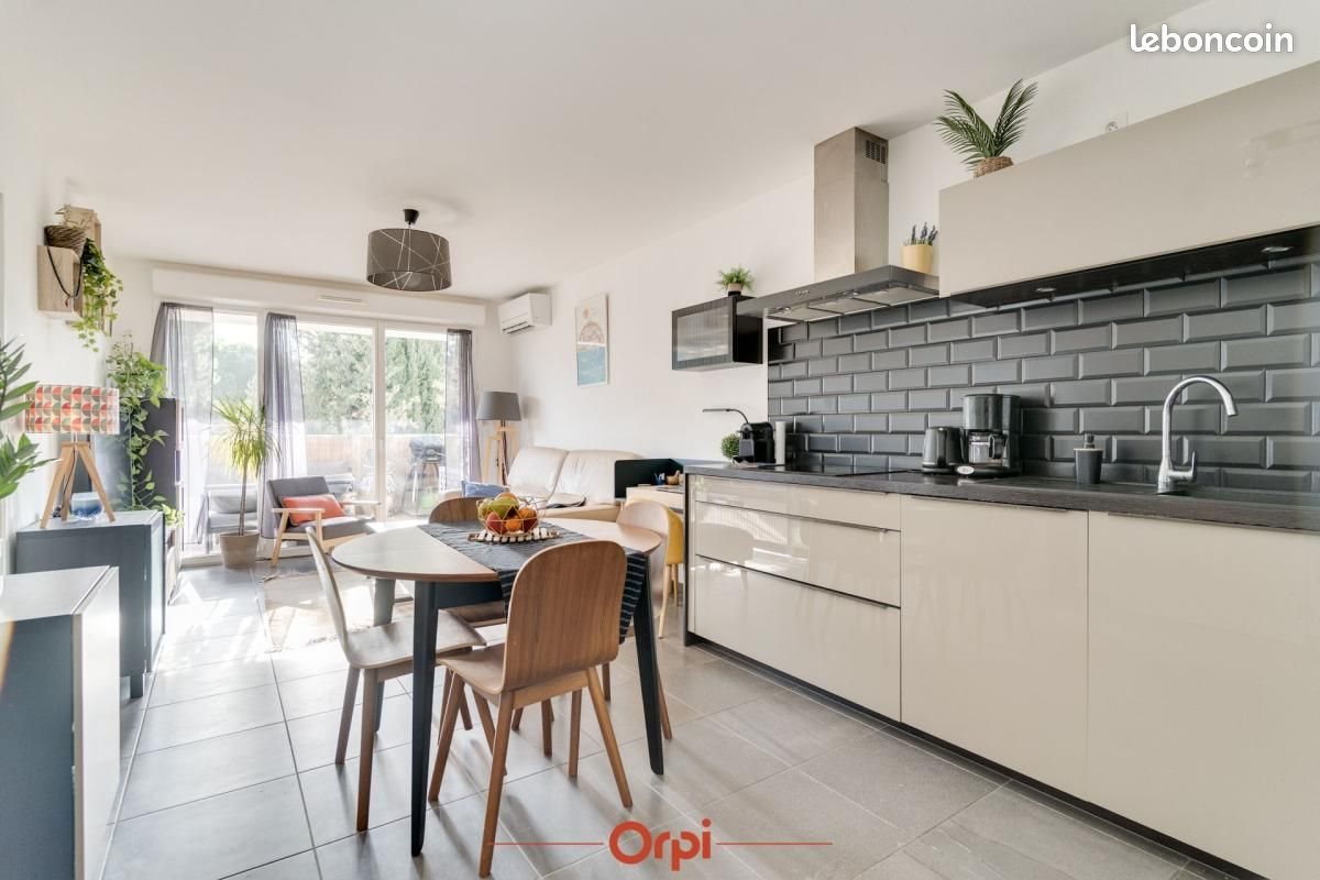 Appartement à louer, 43m², Marseille 9ème