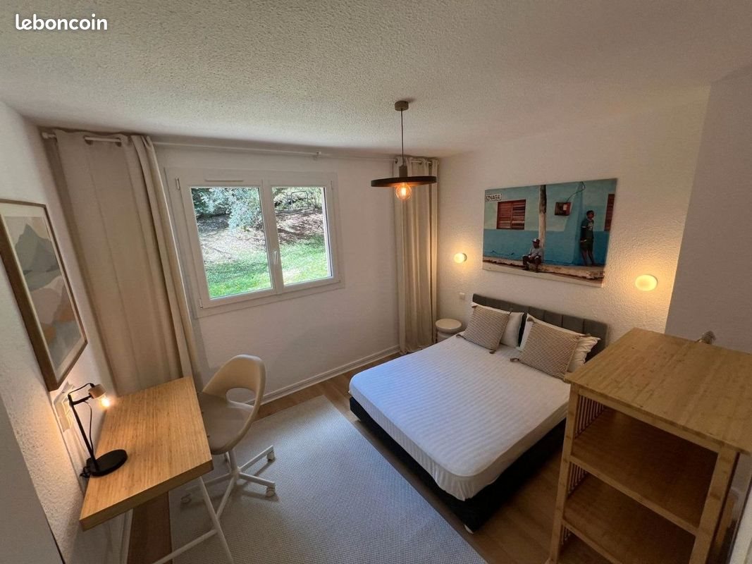 Appartement à louer, 64m², Cogolin