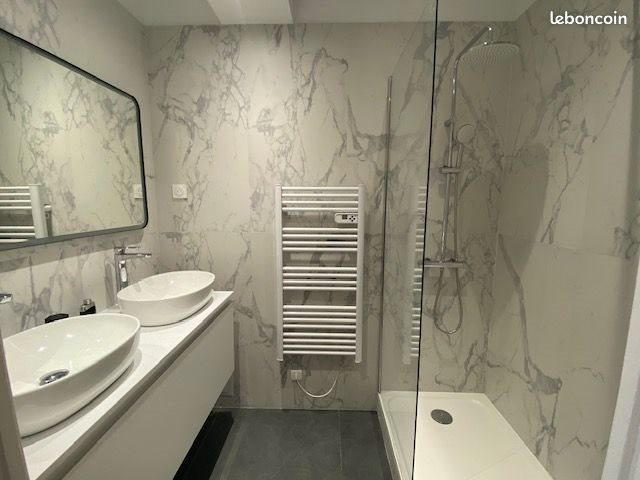 Appartement à louer, 69m², Marseille 8ème