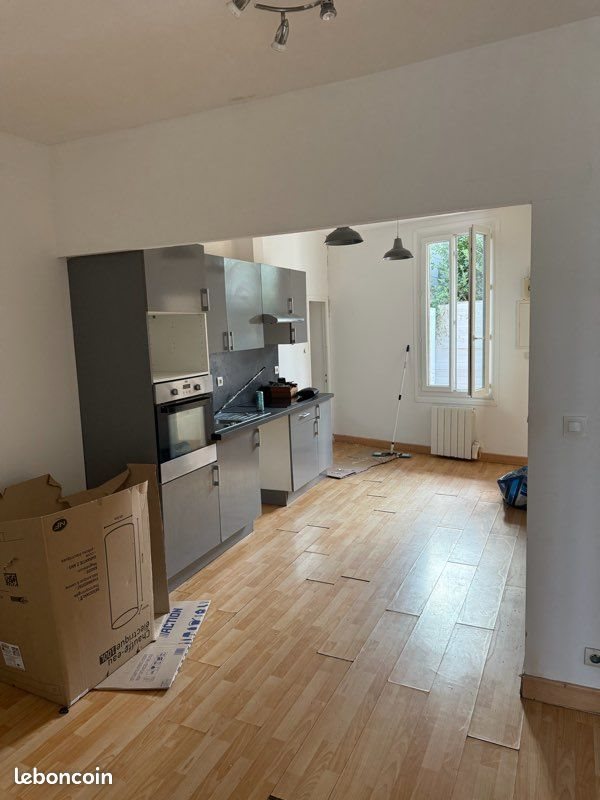 Appartement à louer, 34m², Marseille 2ème
