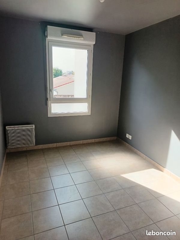 Appartement à louer, 60m², Vaulx-en-Velin