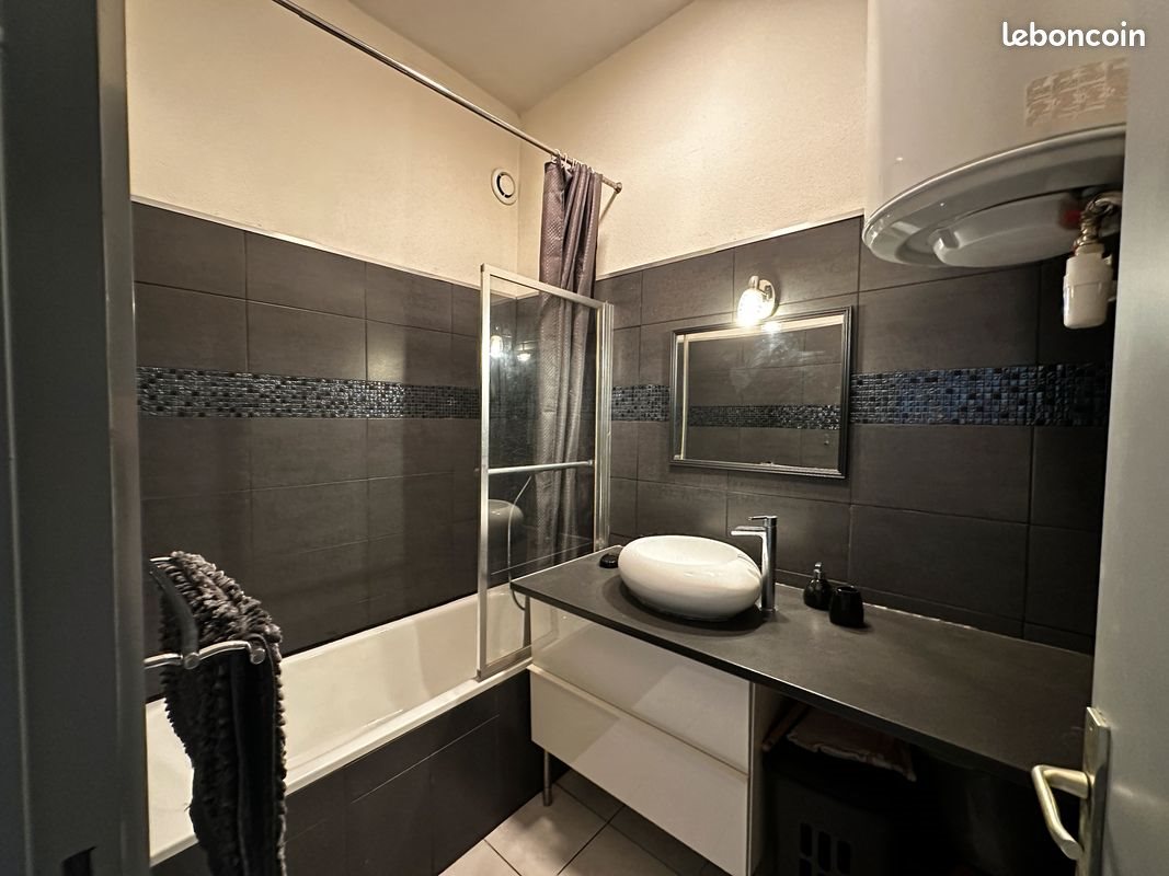 Appartement à louer, 53m², Marseille 1er