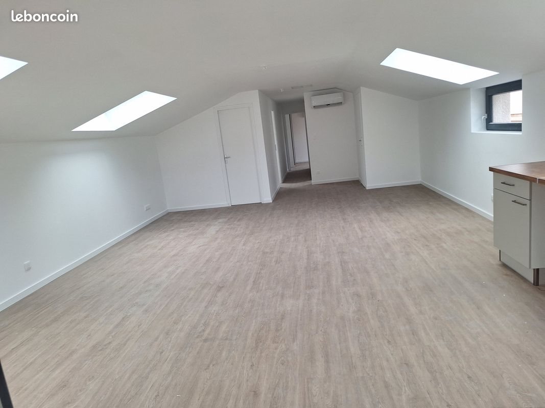 Appartement à louer, 93m², Saint-Amand-les-Eaux
