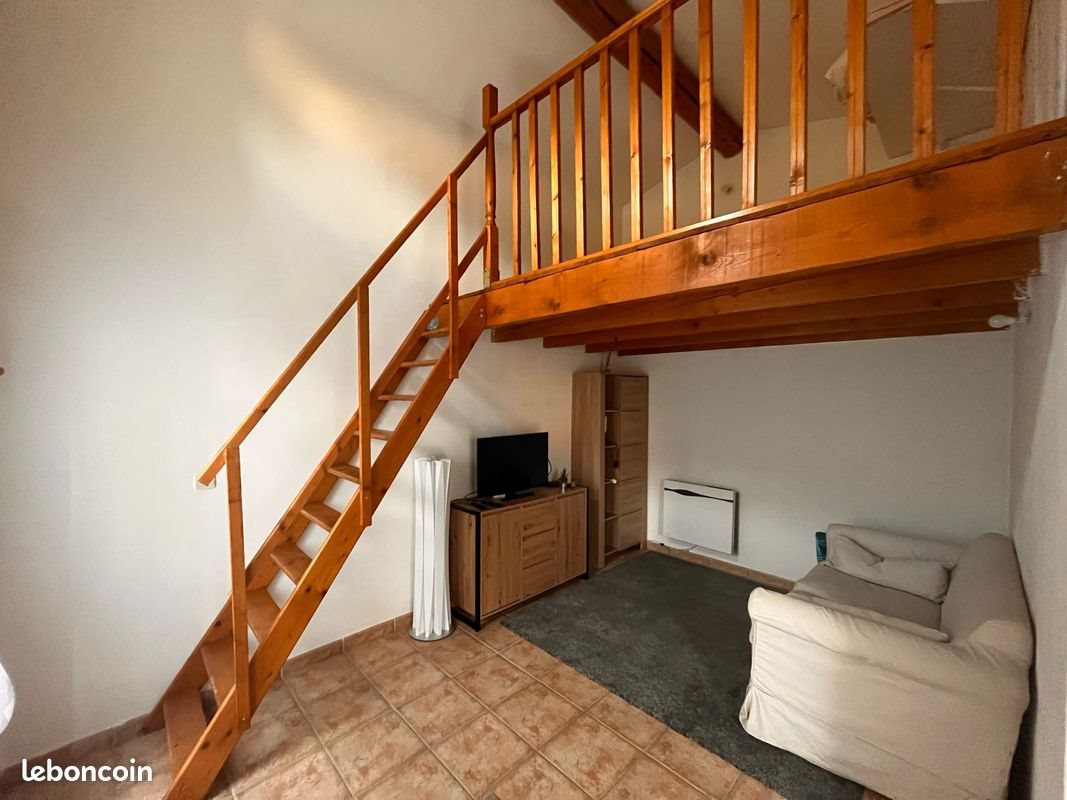 Appartement à louer, 30m², Venelles