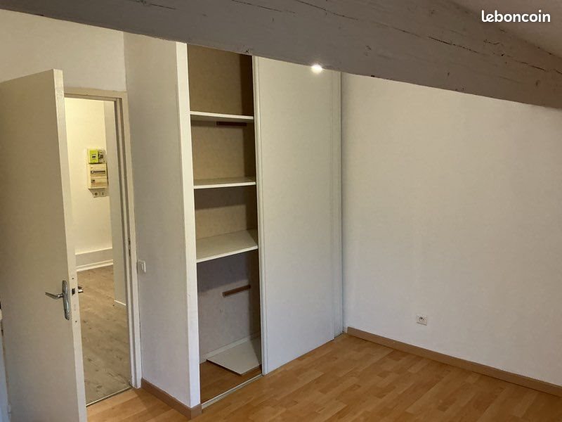 Appartement à louer, 65m², Noyers