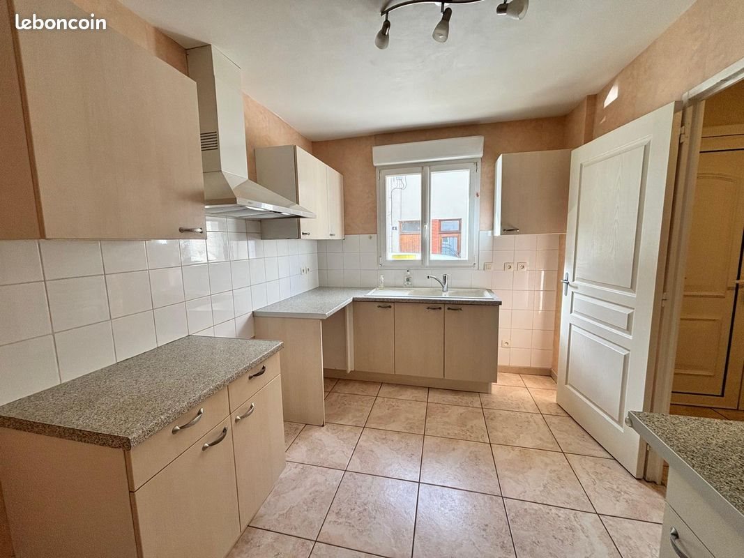 Maison à louer, 119m², Tours