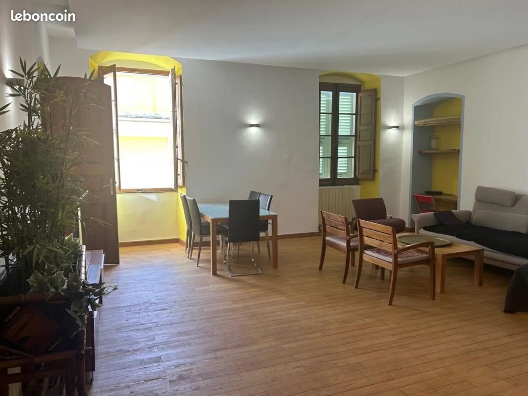 Appartement à louer, 126m², Bastia
