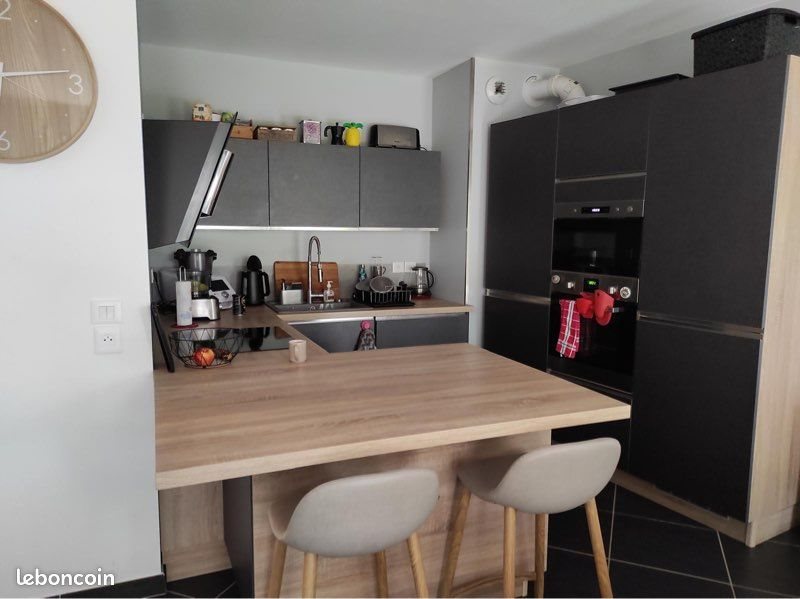 Appartement à louer, 70m², Poisy