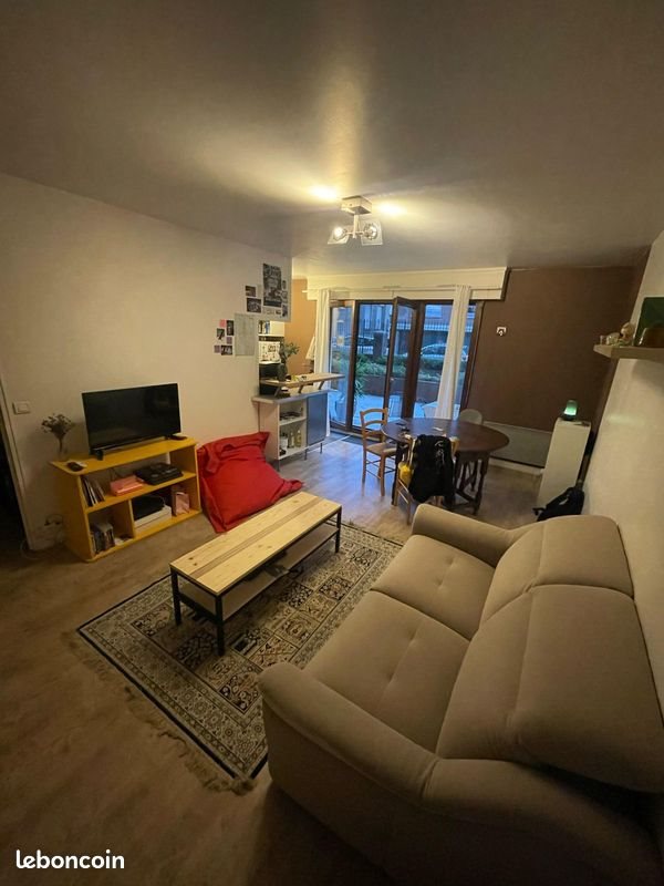 Appartement à louer, 47m², Lille