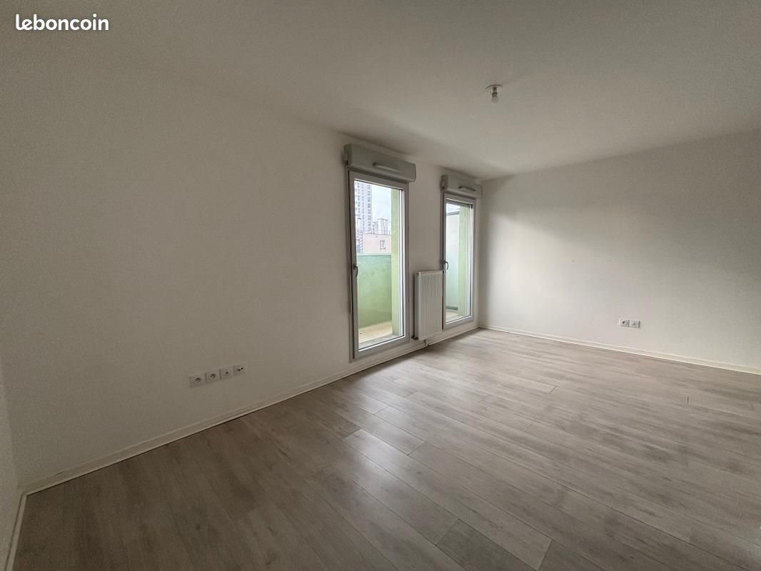 Appartement à louer, 30m², Les Ulis