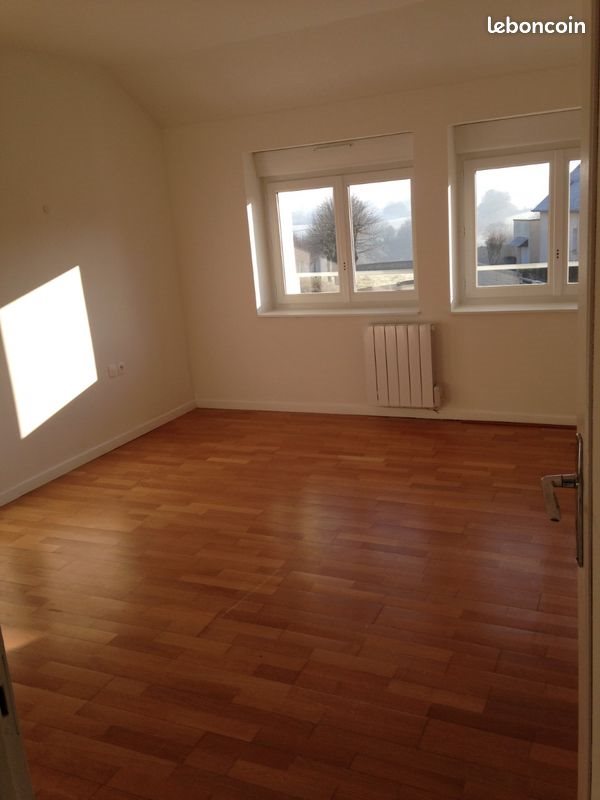 Appartement à louer, 100m², Allineuc